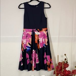 MIDI dress with pockets